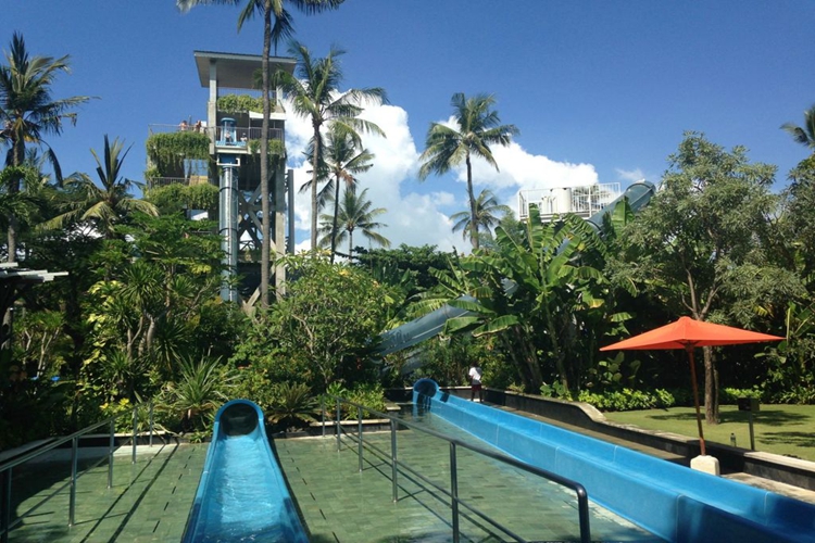 香港直飞文莱+巴厘岛6天5晚半自助游(4晚特色五星酒店+大象公园零距离接触+水上主题乐园尽情游玩+优惠见产品详情)