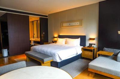 东钱湖敢这么玩周年庆的五星酒店还是头一次见!